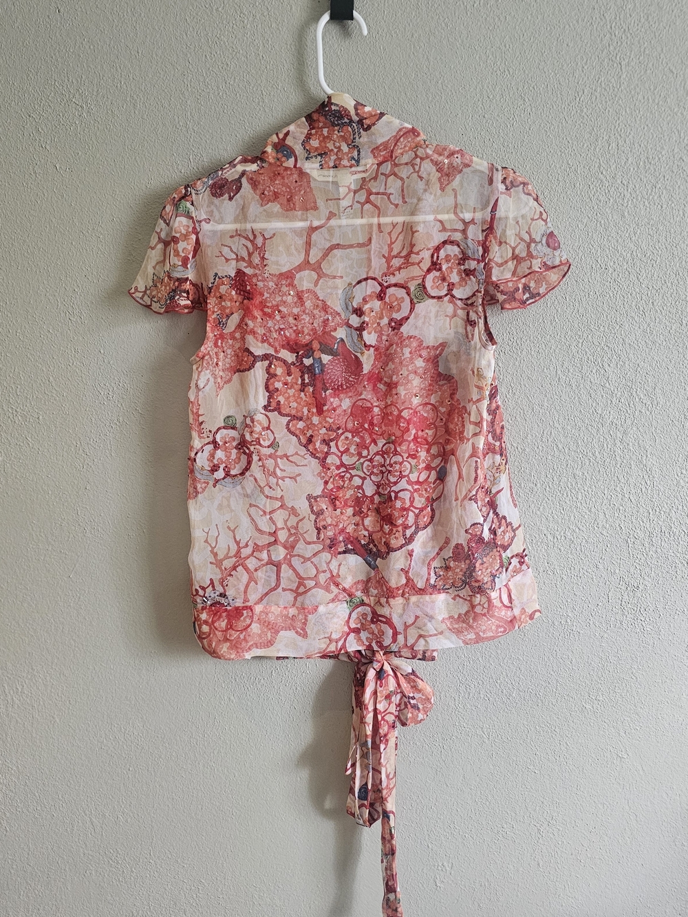 DIANE VON FURSTENBERG Silk Chiffon Floral Beaded Tie Front Blouse in Pink Size 6 - Picture 2 of 6